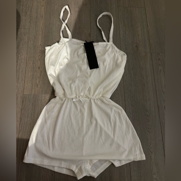 BNWT LIONESS ROMPER - Picture 1 of 4